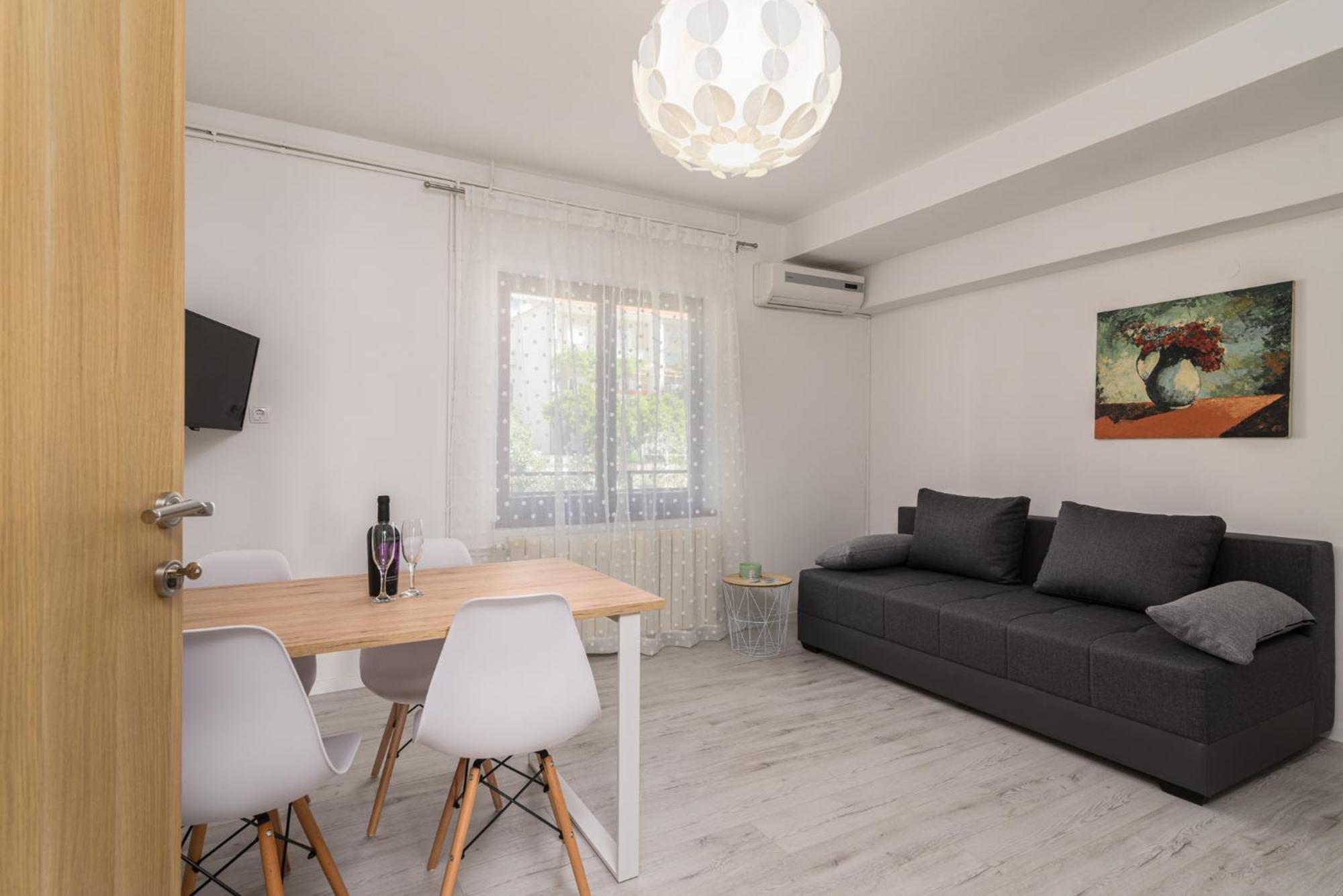 Apartments Villa Ivanka 特罗吉尔 外观 照片