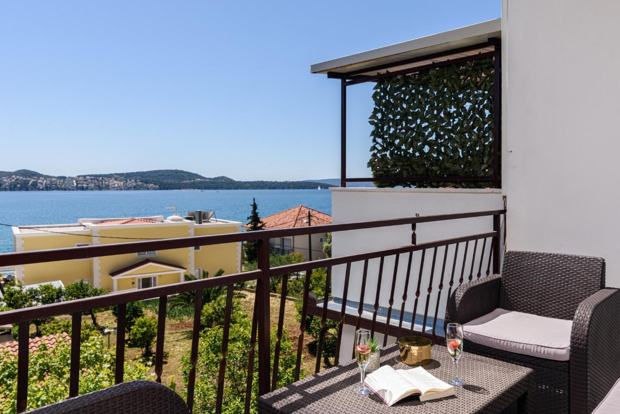 Apartments Villa Ivanka 特罗吉尔 外观 照片