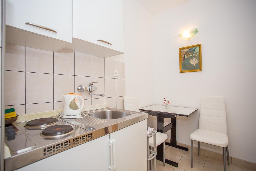 Apartments Villa Ivanka 特罗吉尔 外观 照片