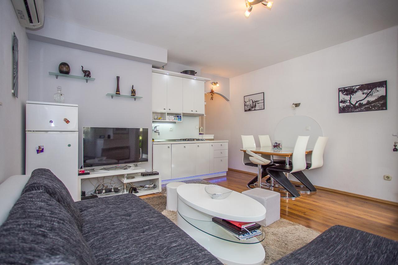 Apartments Villa Ivanka 特罗吉尔 外观 照片