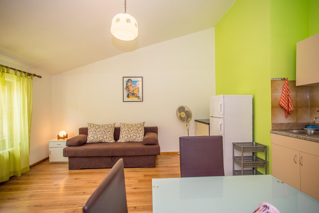 Apartments Villa Ivanka 特罗吉尔 外观 照片