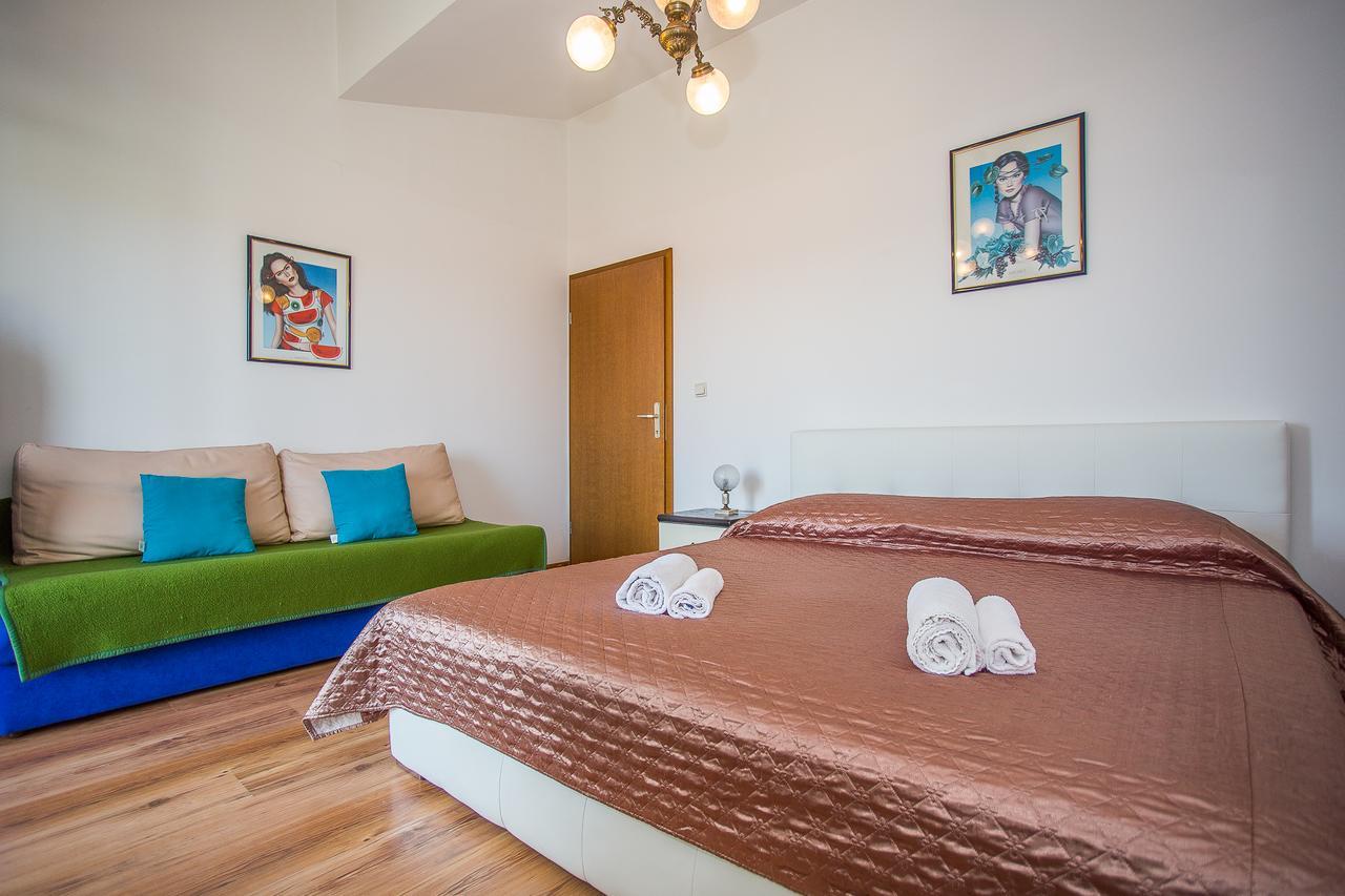 Apartments Villa Ivanka 特罗吉尔 外观 照片